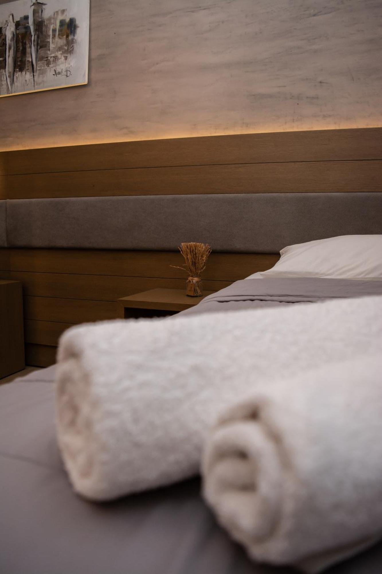 Hotel Golden Sun Néa Meságkala Eksteriør bilde