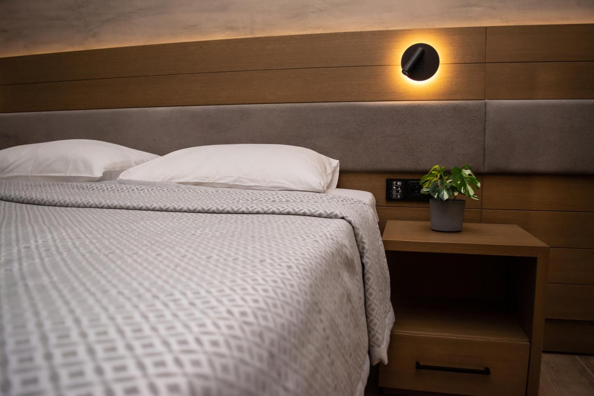 Hotel Golden Sun Néa Meságkala Eksteriør bilde